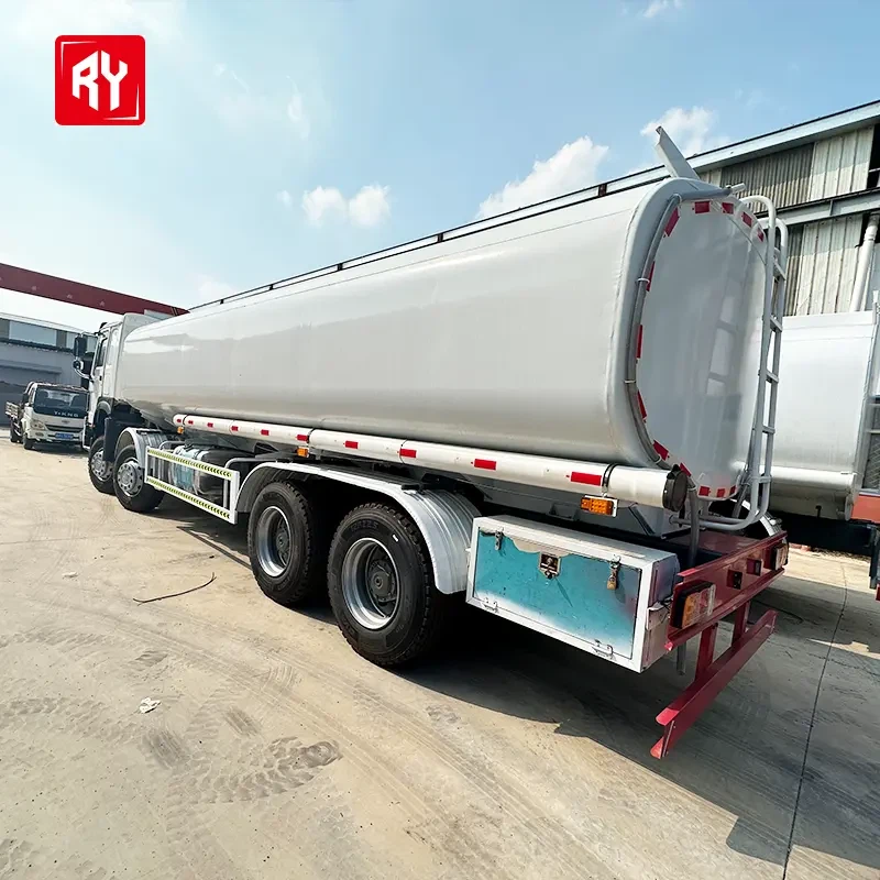 RUIYUAN 6x2 Tank Truck
