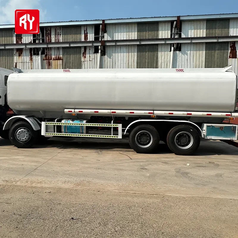 RUIYUAN 6x2 Tank Truck